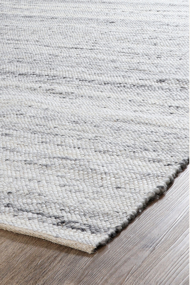 Ullmatta-Sanda-grey-InHouse-Group