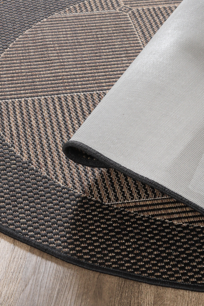 Matta-Brick-svart- Rund- InHouse Group-10